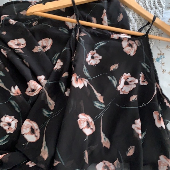 Buckle day trip black flora sundress size small - Picture 4 of 4